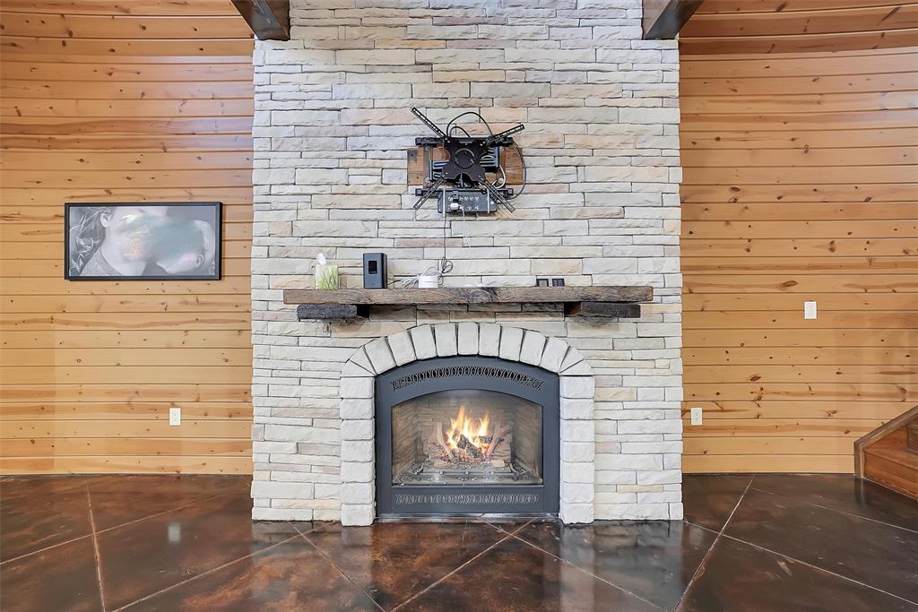 22331 E 1180 Road Property Photo 6