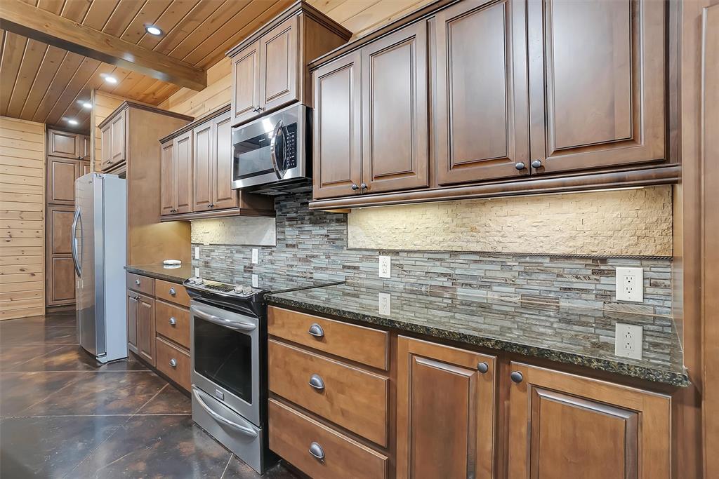 22331 E 1180 Road Property Photo 12
