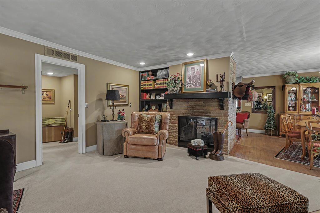 3601 Nw 67th Street Property Photo 10