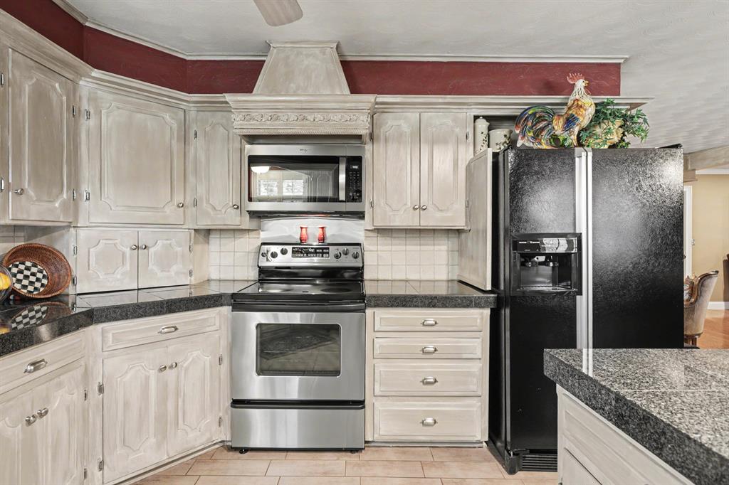 3601 Nw 67th Street Property Photo 19