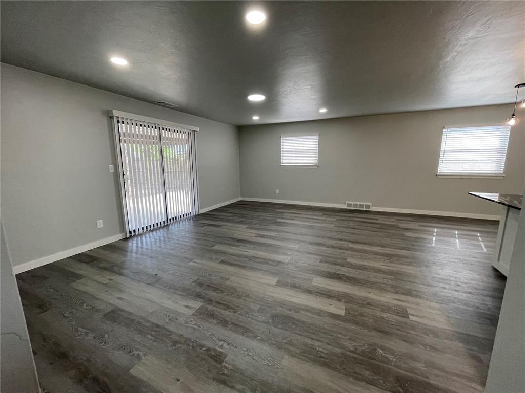 2520 Sw 63rd Place Property Photo 8