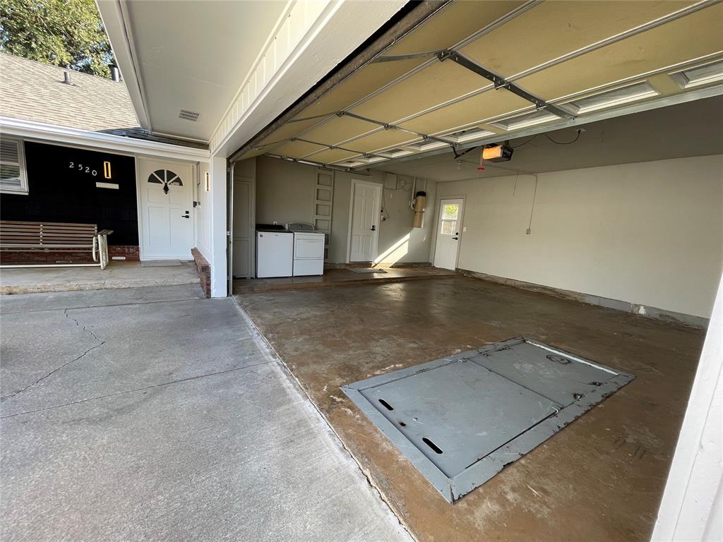 2520 Sw 63rd Place Property Photo 11