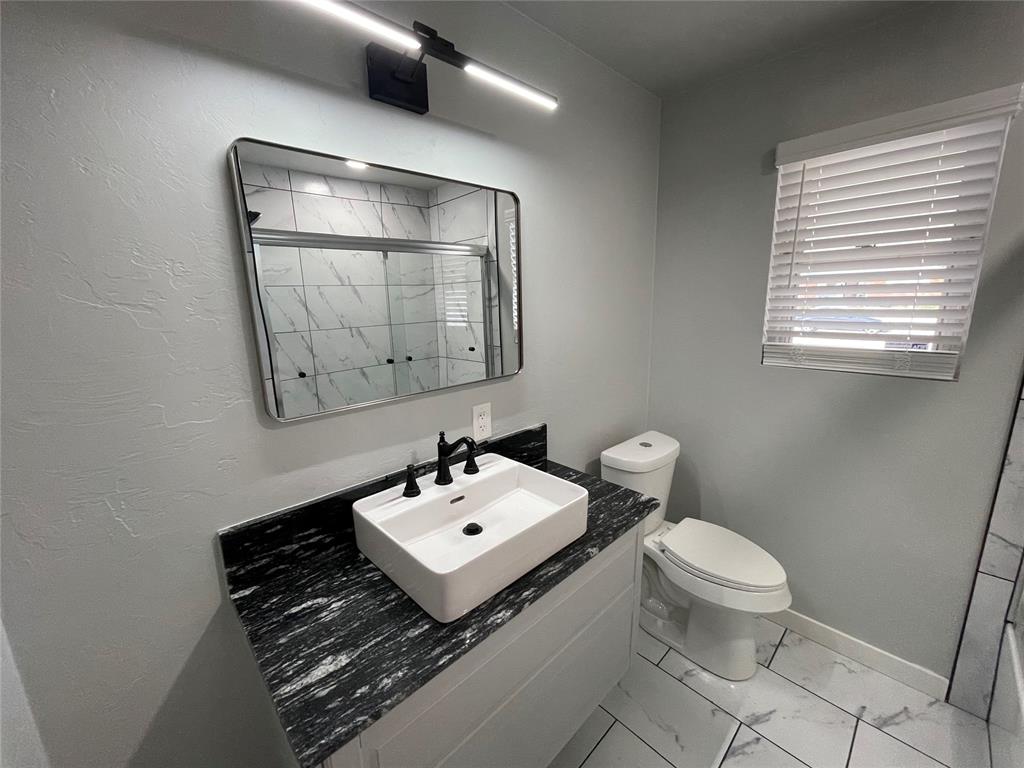 2520 Sw 63rd Place Property Photo 13
