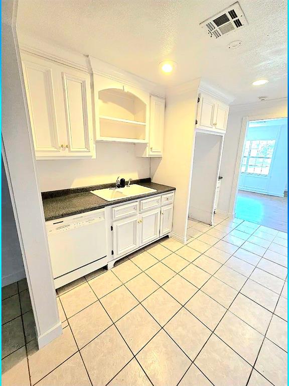 717 Judy Avenue Property Photo 4