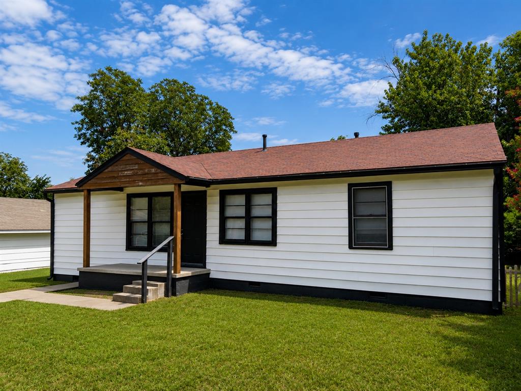 439 S 66th East Avenue Property Photo 4