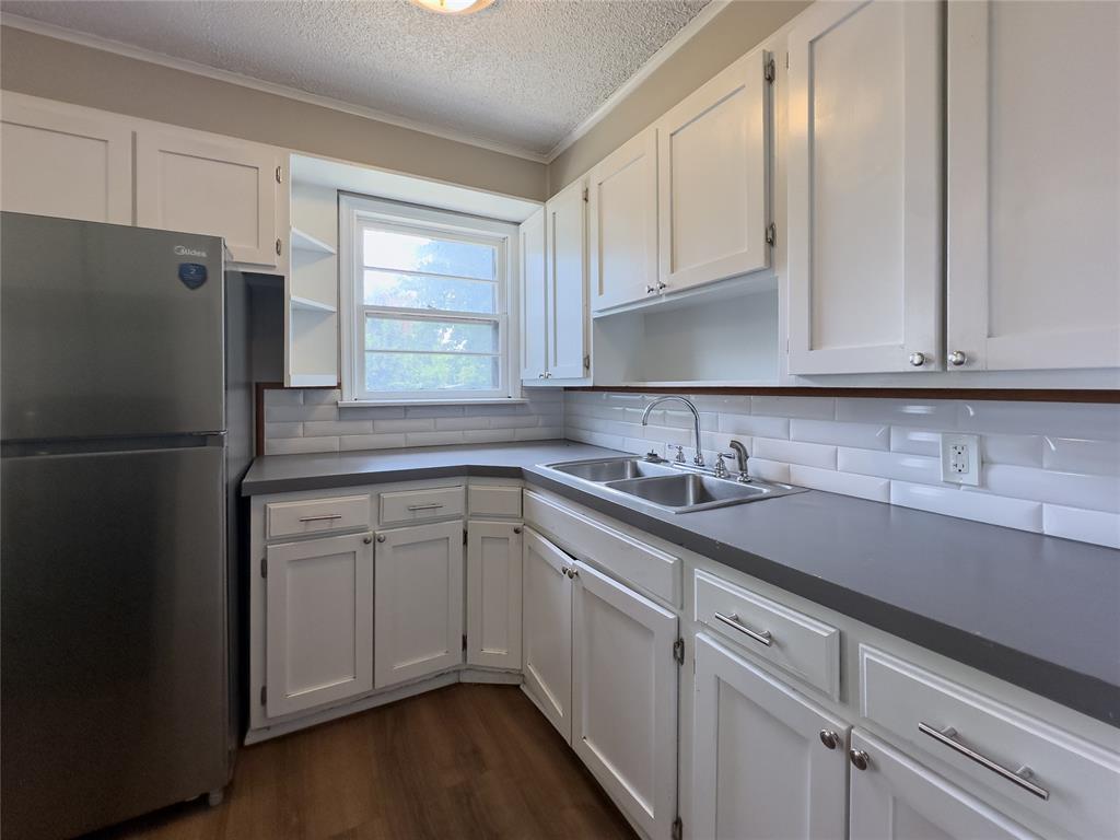 439 S 66th East Avenue Property Photo 10
