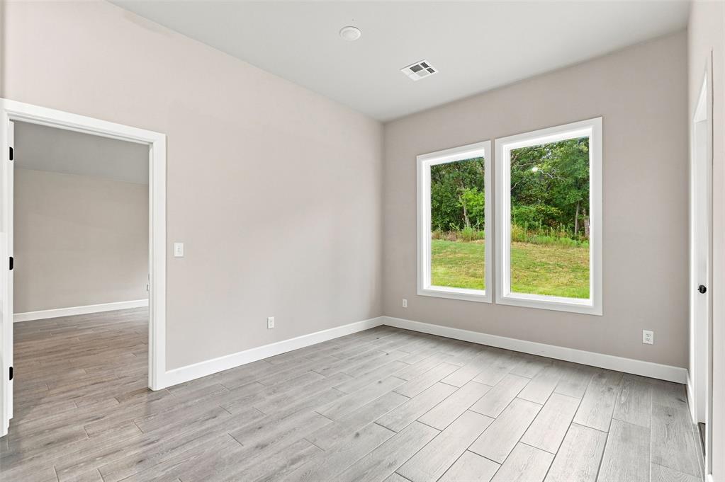 9508 Megans Way Property Photo 14
