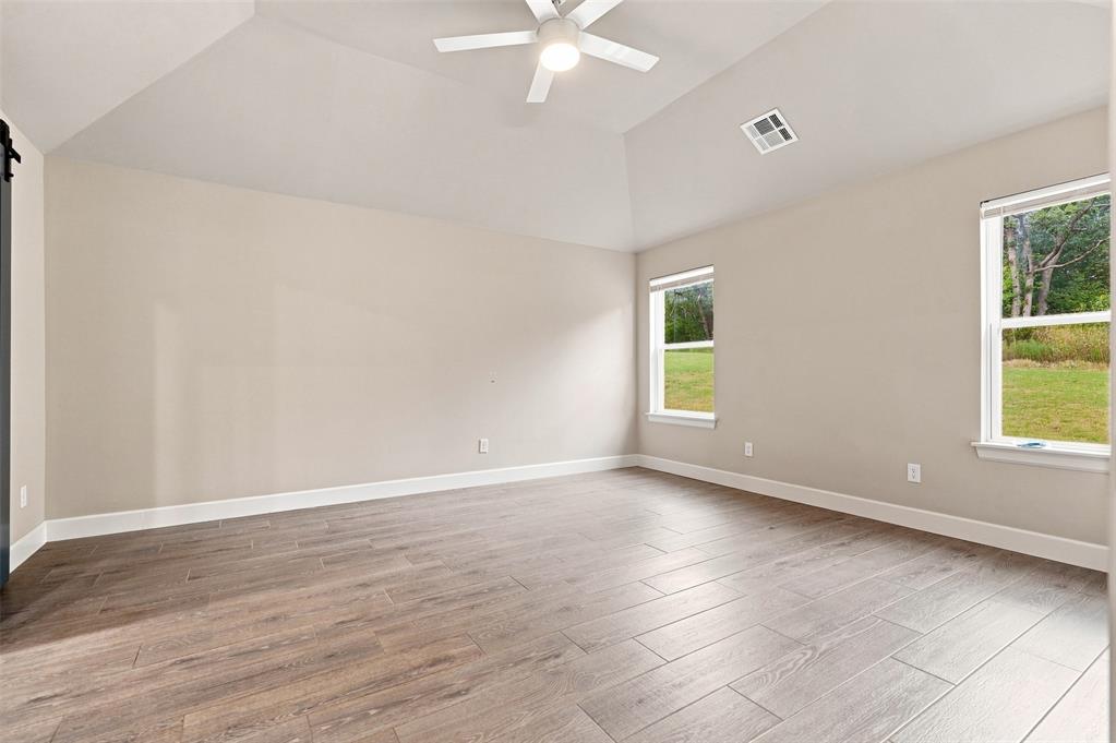 9508 Megans Way Property Photo 15