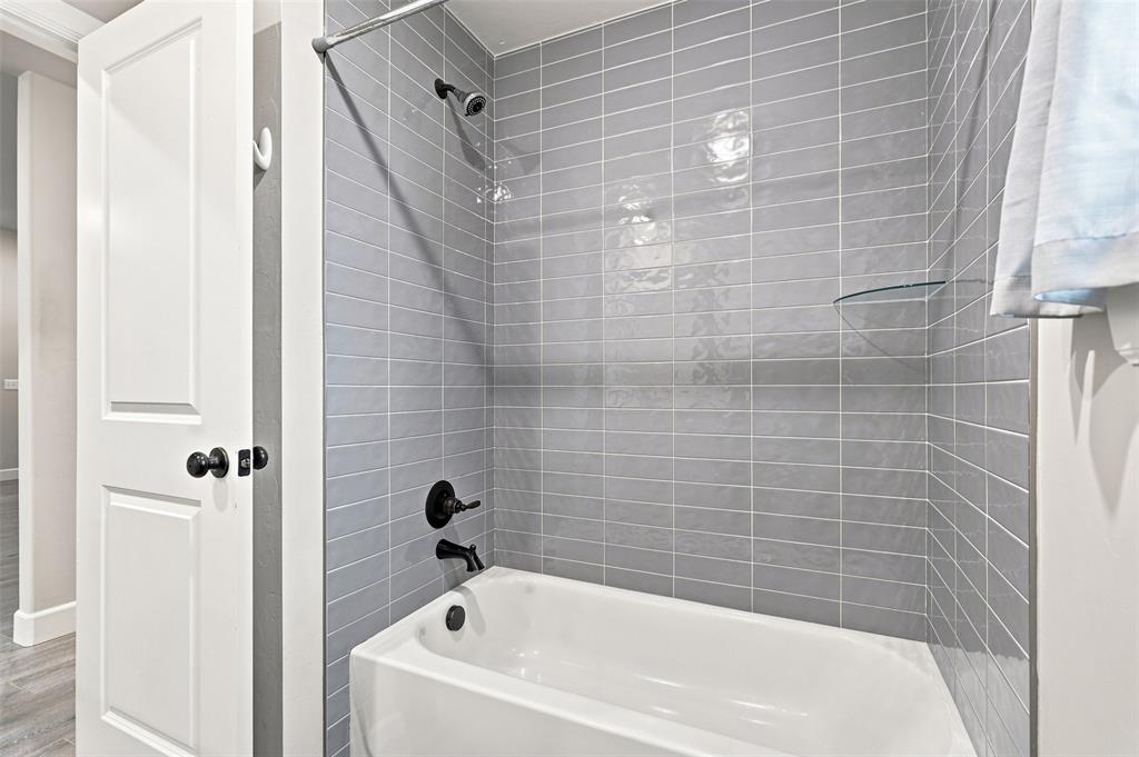 9508 Megans Way Property Photo 30