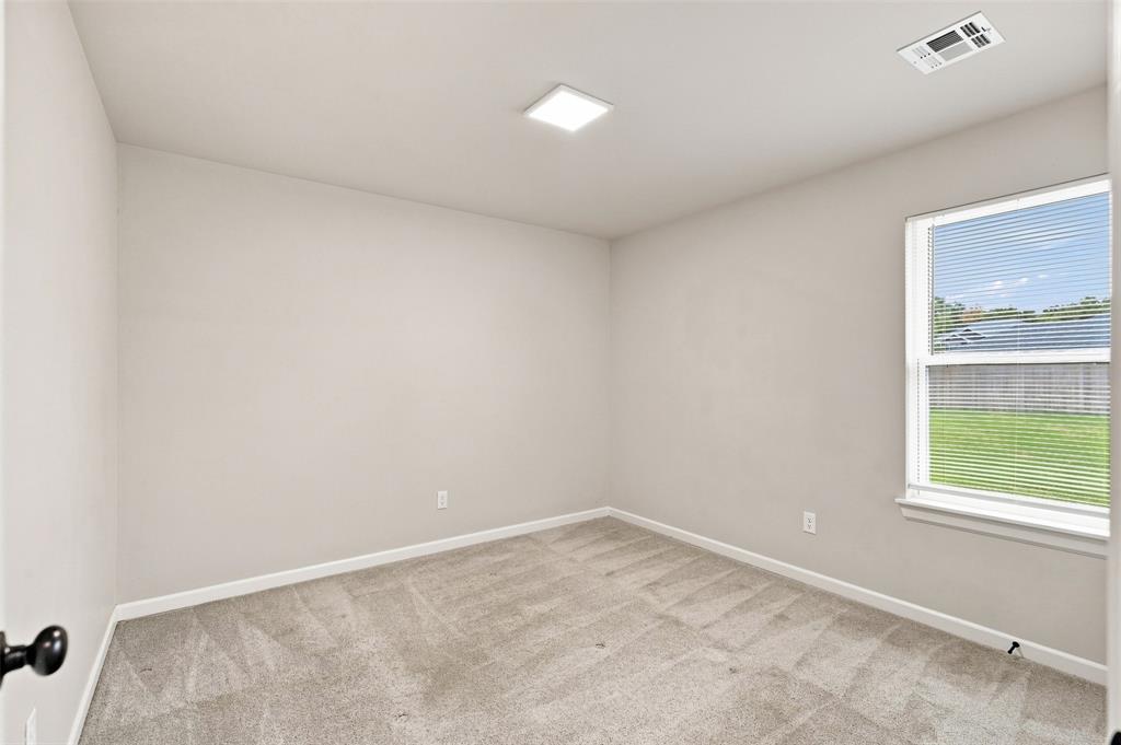 9508 Megans Way Property Photo 31