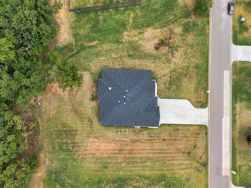 9508 Megans Way Property Photo 39