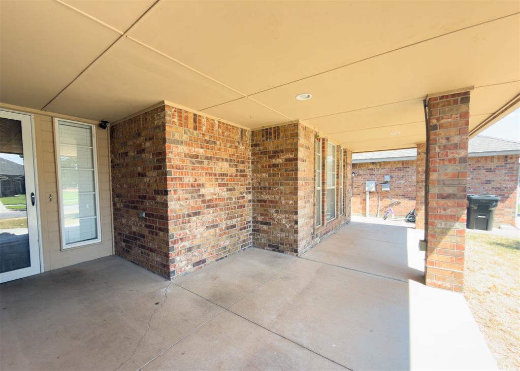 1633 Sw 32nd Street Property Photo 3