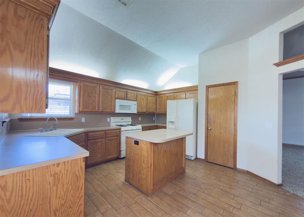 1633 Sw 32nd Street Property Photo 9