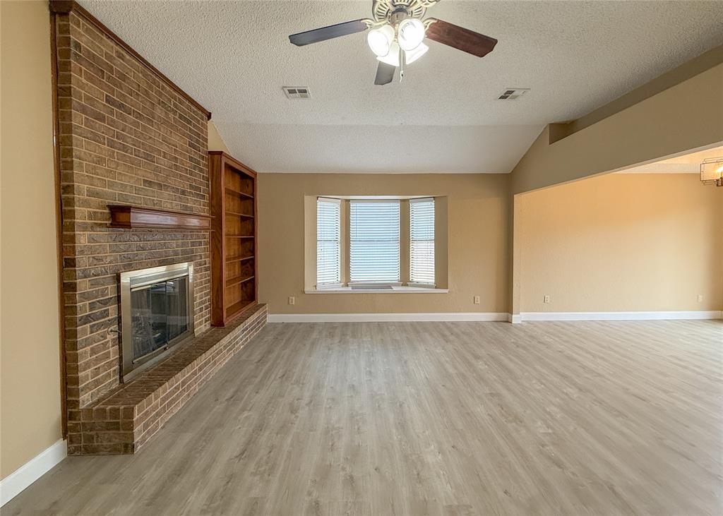 1009 Nw 168th Street Property Photo 5