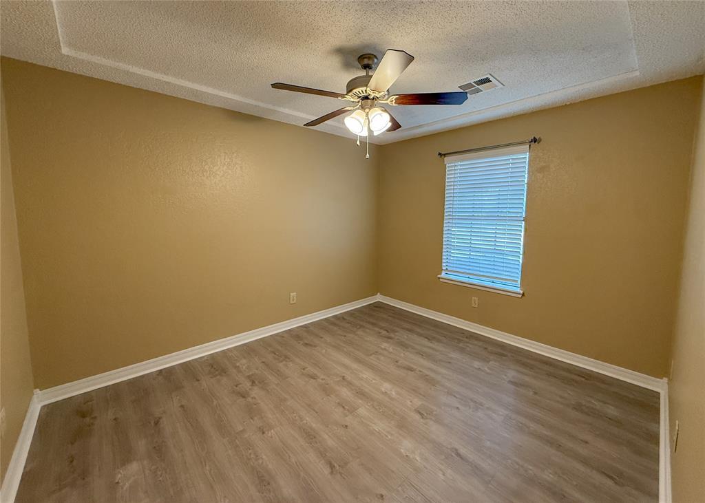 1009 Nw 168th Street Property Photo 25