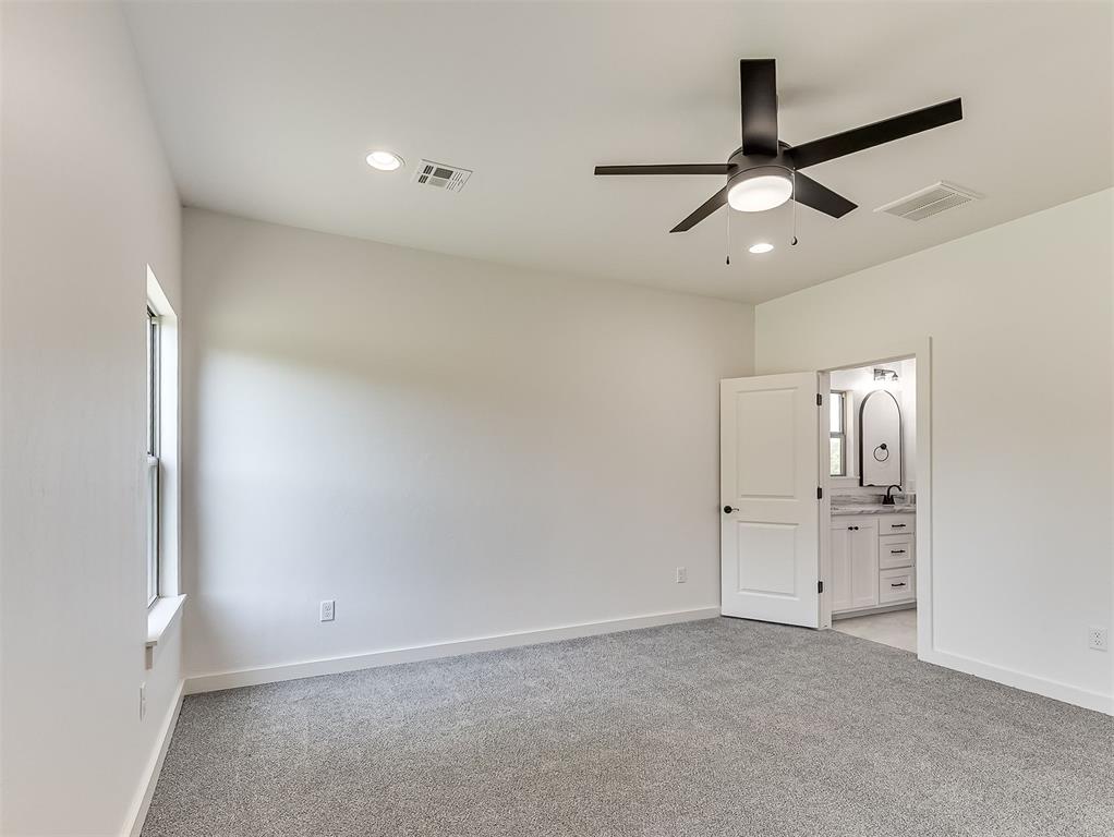 1925 E Springer Avenue Property Photo 24
