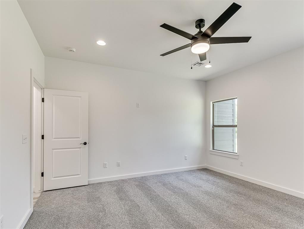 1925 E Springer Avenue Property Photo 25