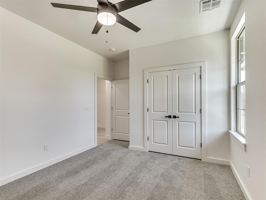 1925 E Springer Avenue Property Photo 31