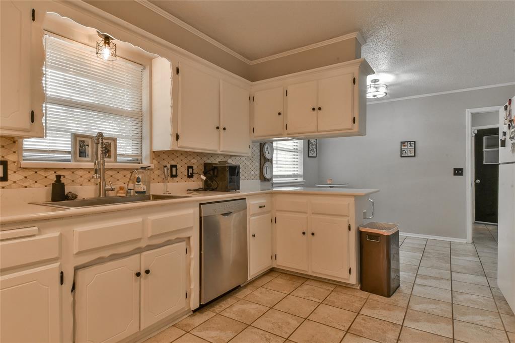 6813 Saint Marys Place Property Photo 7