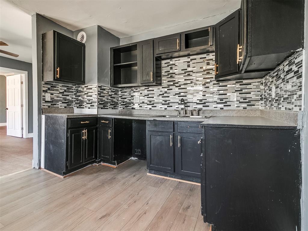 140 Sw 35th Street Property Photo 16