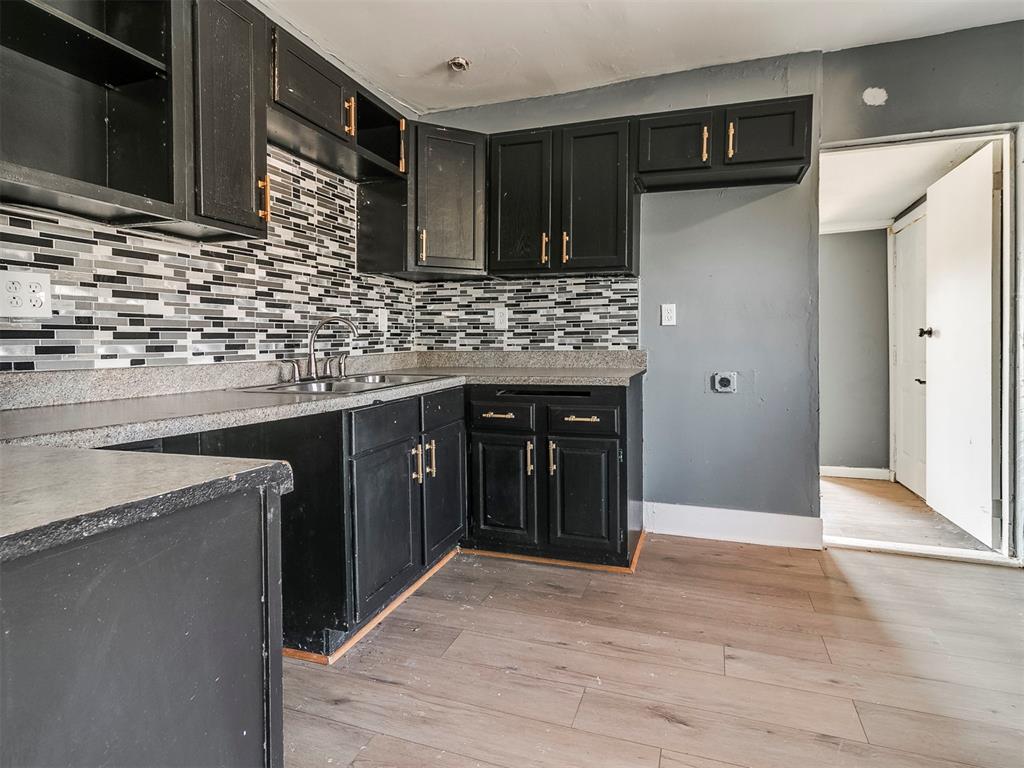 140 Sw 35th Street Property Photo 17