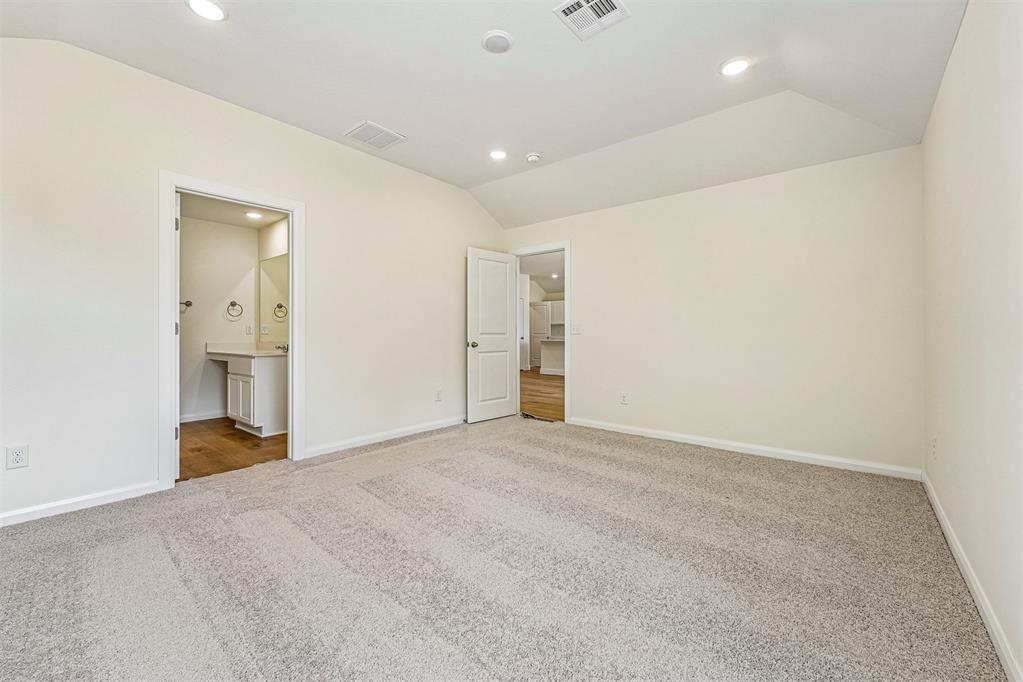 814 Twin Lakes Drive Property Photo 19