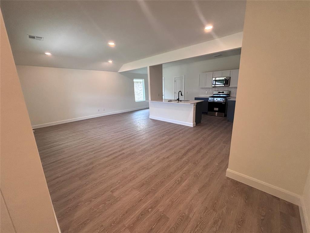 2034 Brush Creek Way Property Photo 2