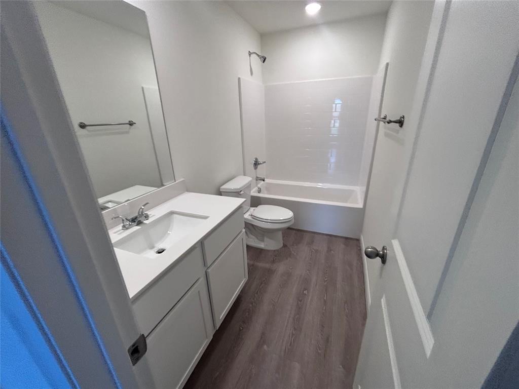 2034 Brush Creek Way Property Photo 9