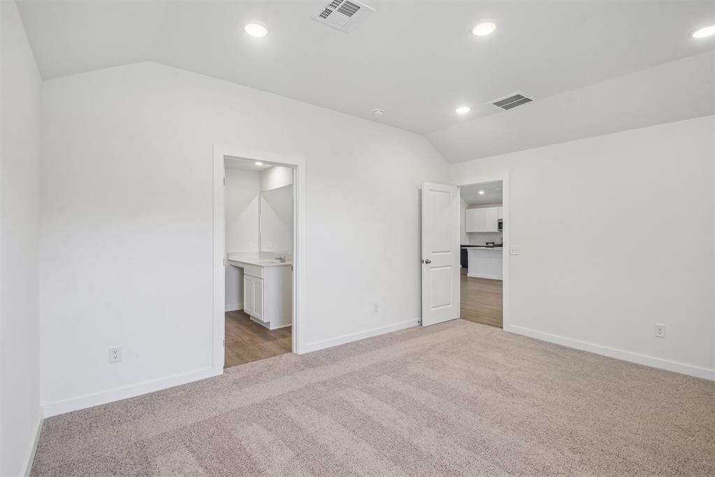 2051 Brush Creek Way Property Photo 21