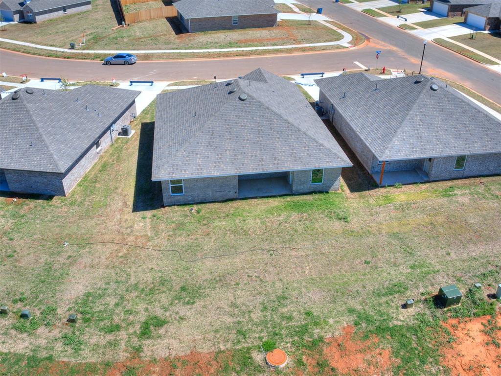 2051 Brush Creek Way Property Photo 30