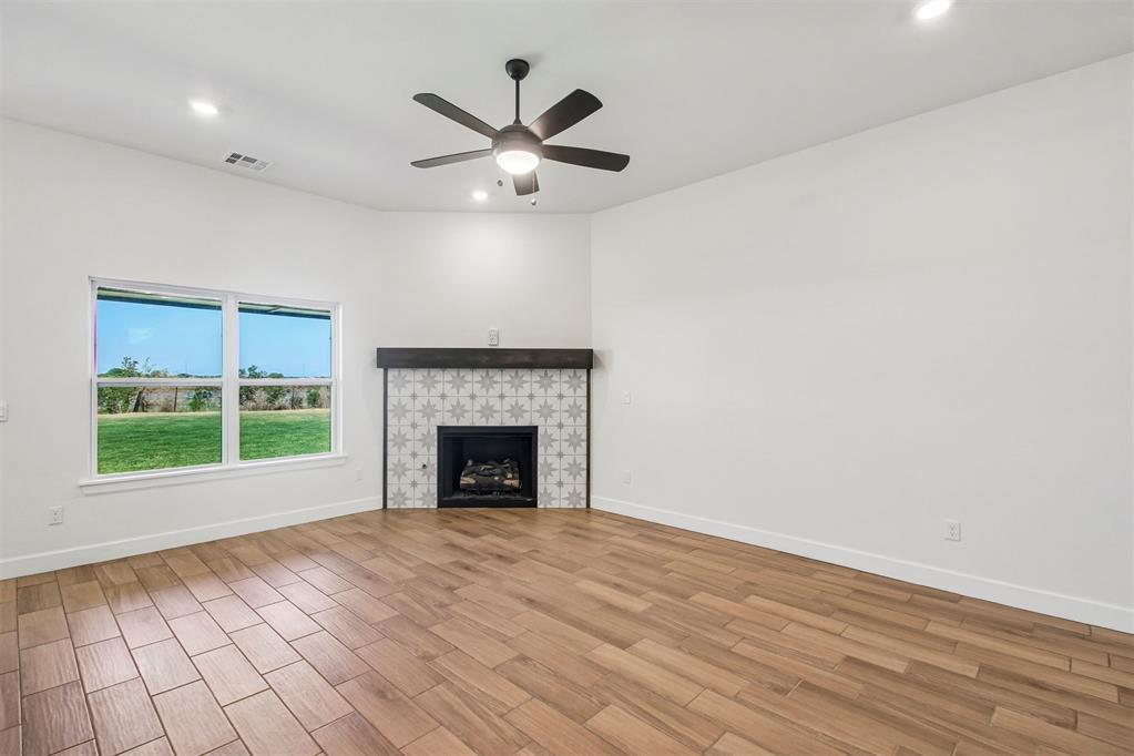14017 Giverny Avenue Property Photo 5