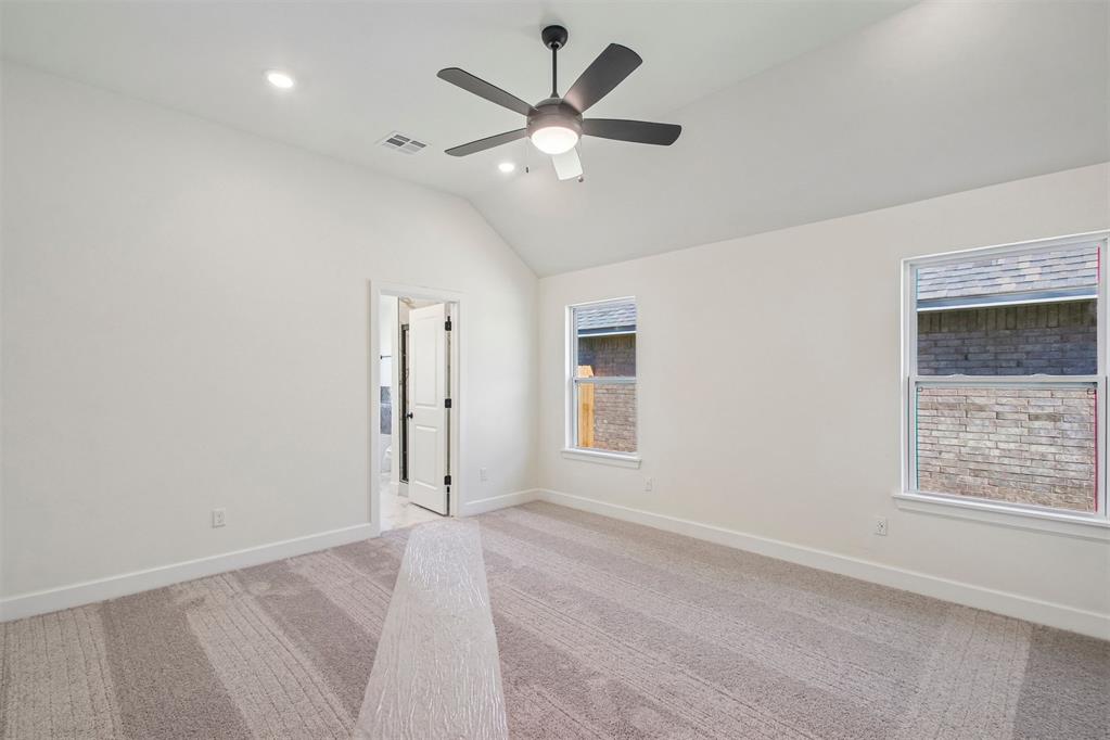 14017 Giverny Avenue Property Photo 14
