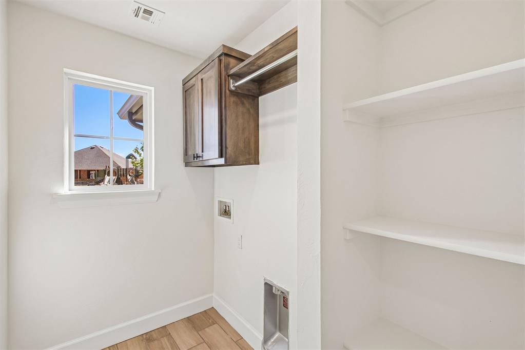 14017 Giverny Avenue Property Photo 21