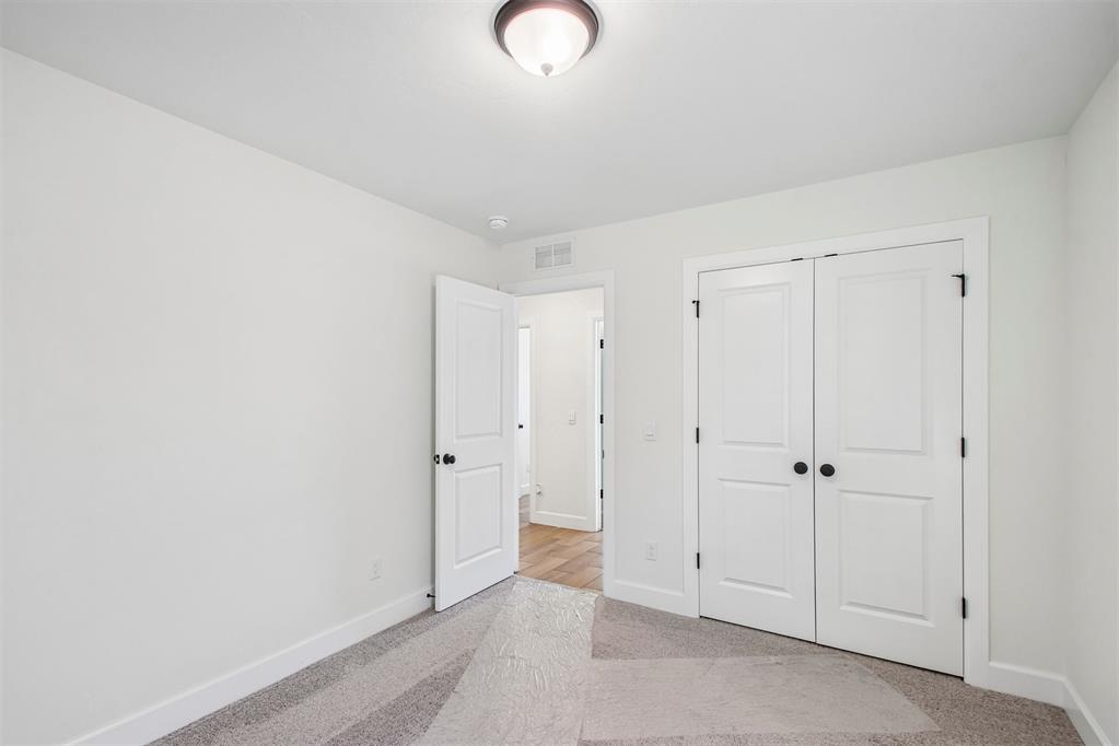 14017 Giverny Avenue Property Photo 26
