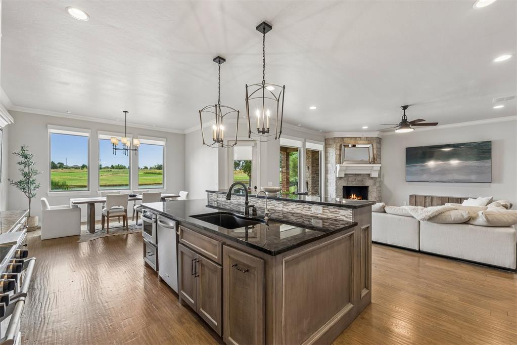 16733 Little Leaf Court Property Photo 15