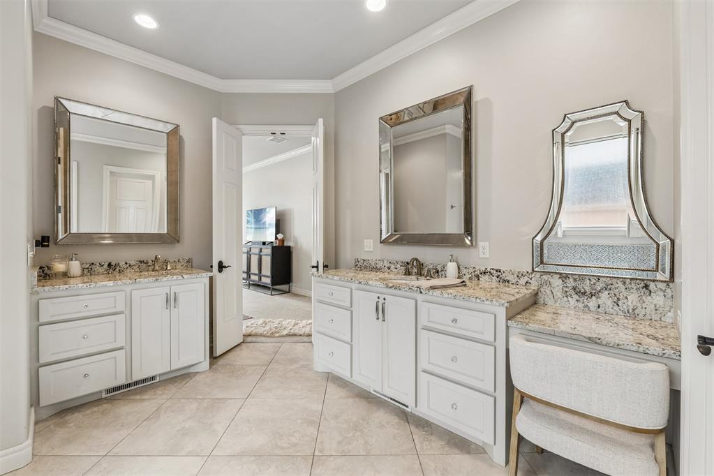 16733 Little Leaf Court Property Photo 23