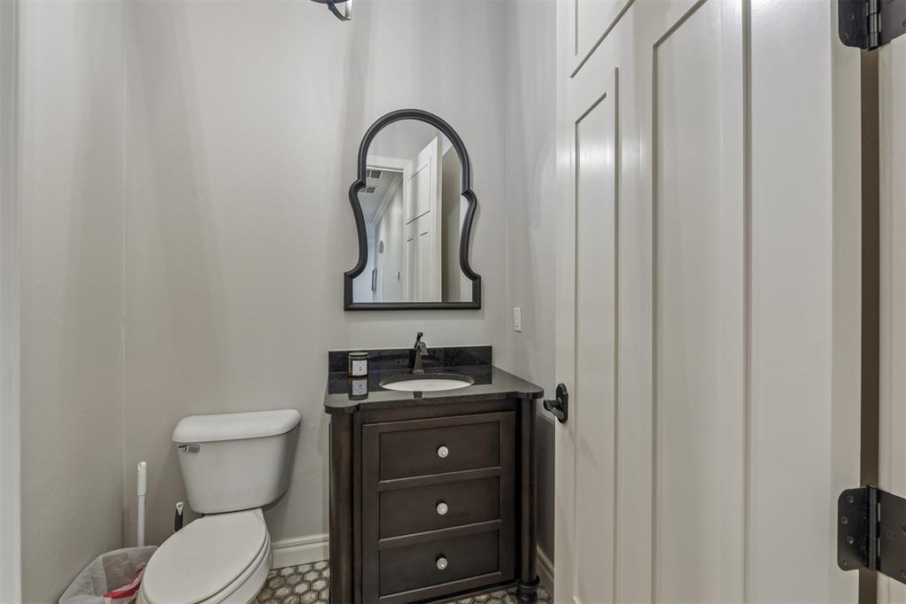 16733 Little Leaf Court Property Photo 30