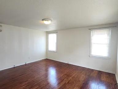 2229 N Gatewood Avenue Property Photo 25