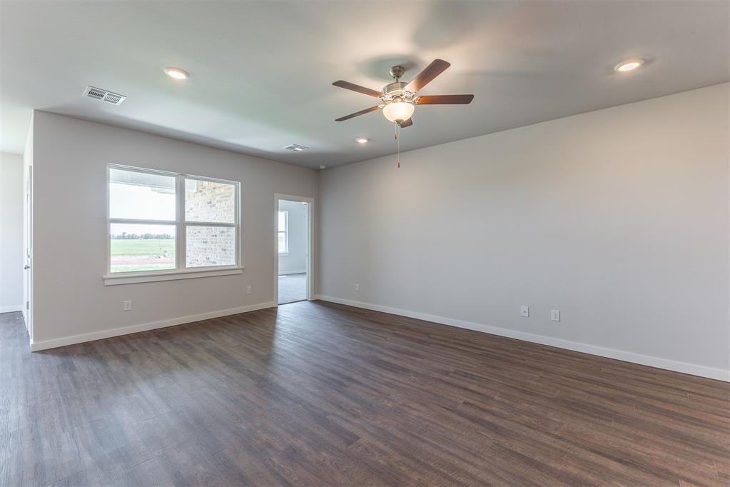 1721 Elm Circle Property Photo 13
