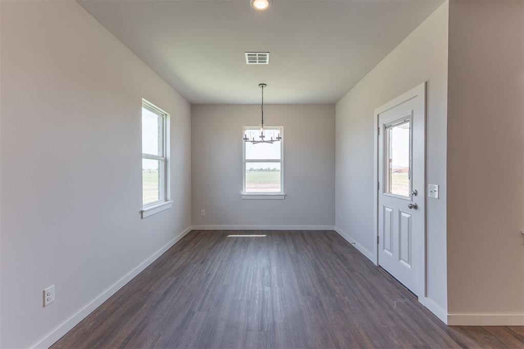 1721 Elm Circle Property Photo 15