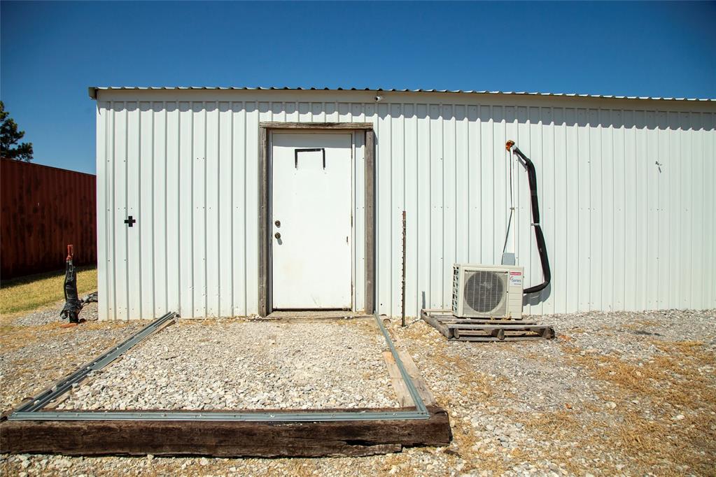 3802 N Goodrich Road Property Photo 11
