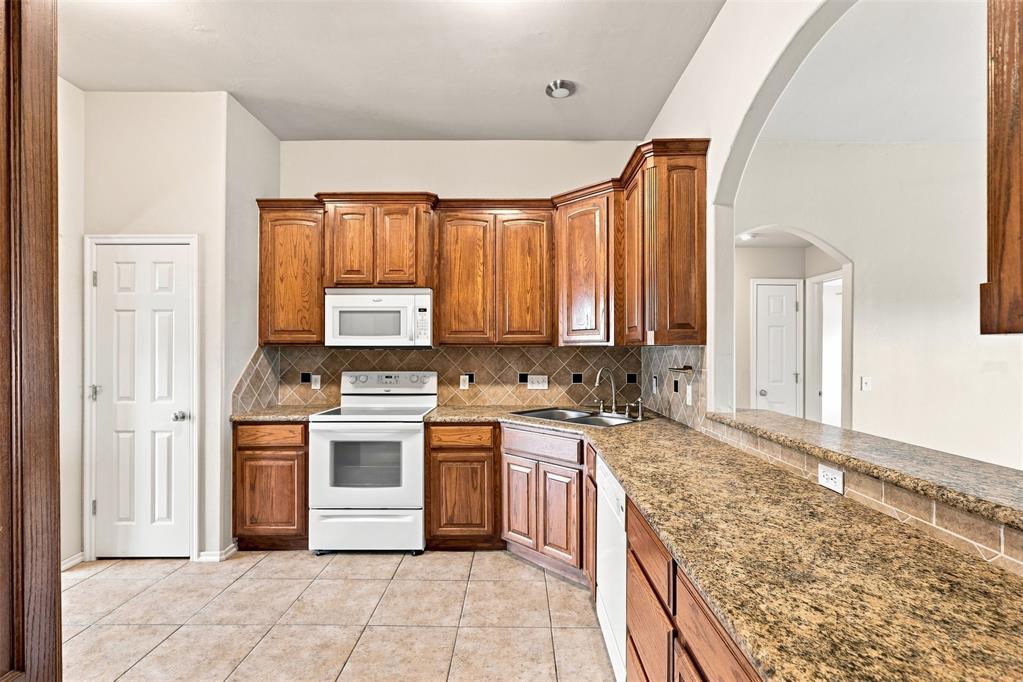 1280 Douglas Circle Property Photo 11