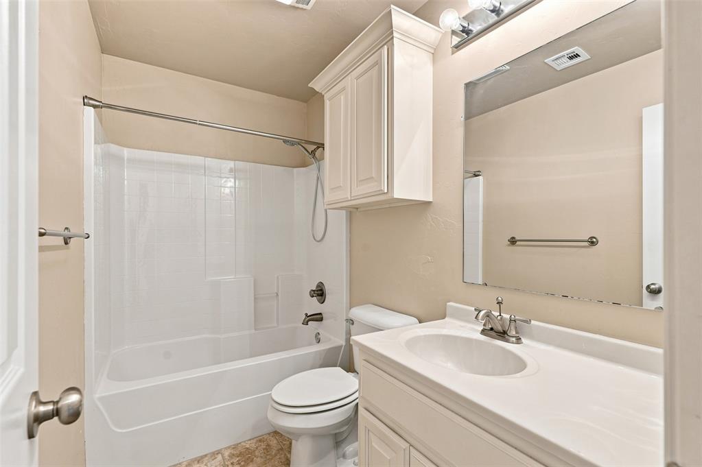 1280 Douglas Circle Property Photo 25