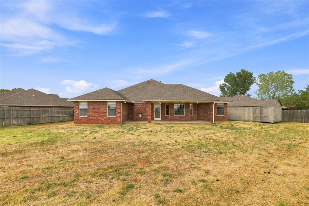 1280 Douglas Circle Property Photo 27