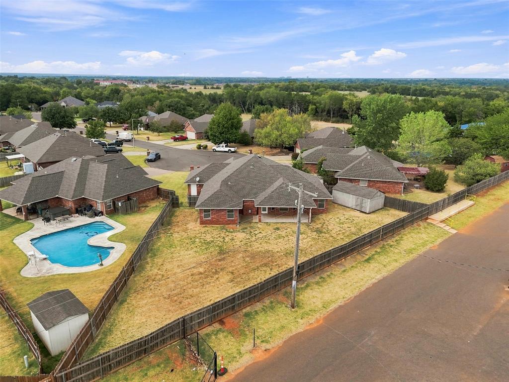 1280 Douglas Circle Property Photo 31
