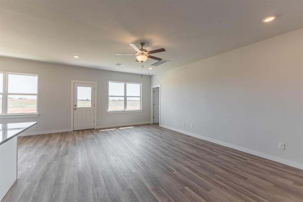 1725 Elm Circle Property Photo 13