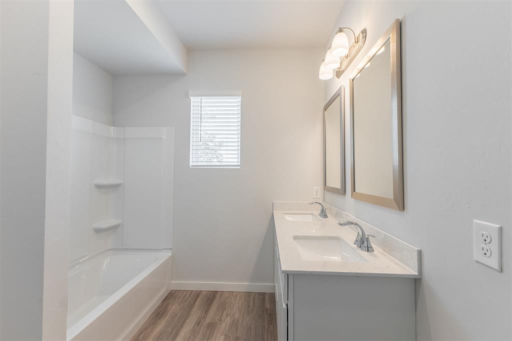1725 Elm Circle Property Photo 25