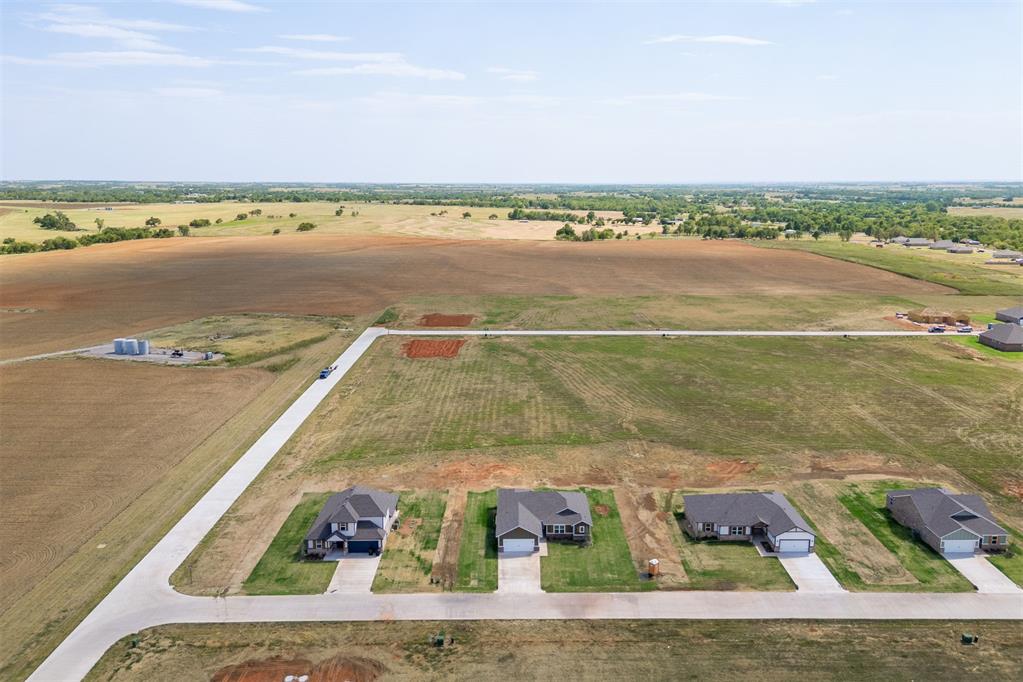 1725 Elm Circle Property Photo 49