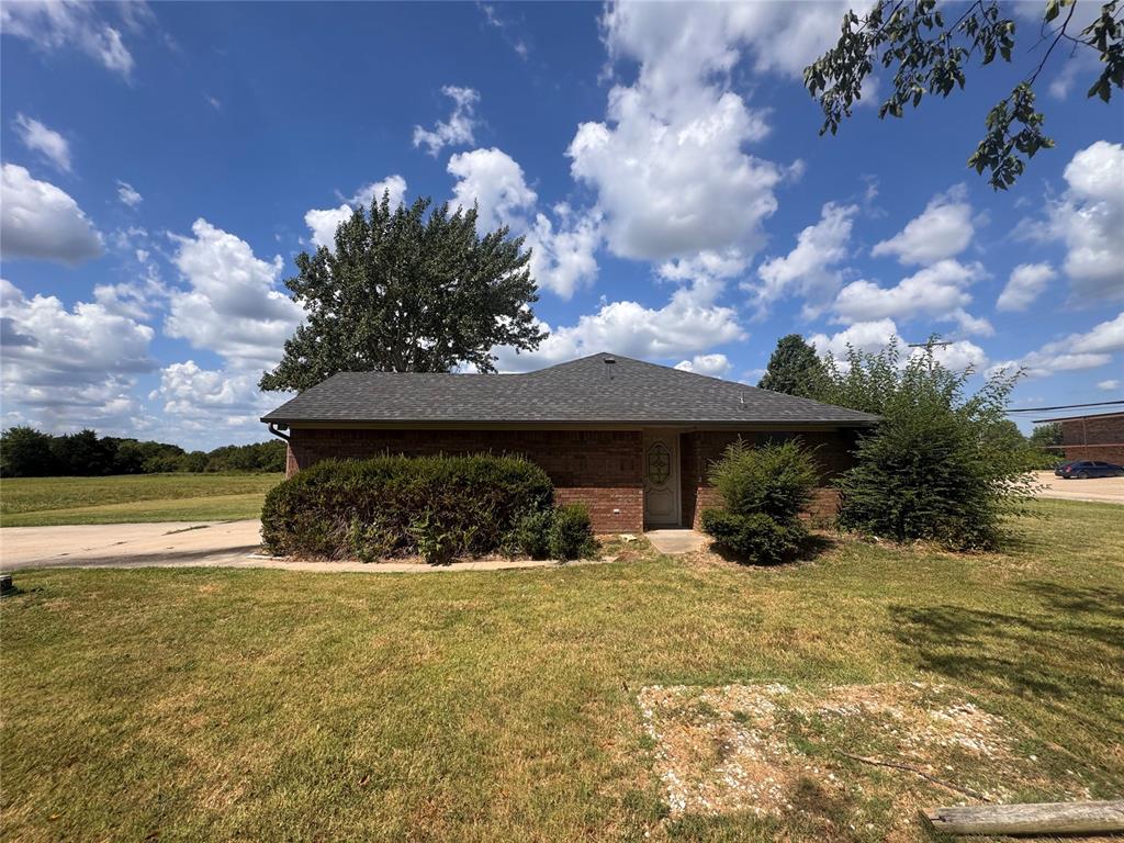 2249 Boren Boulevard Property Photo 2