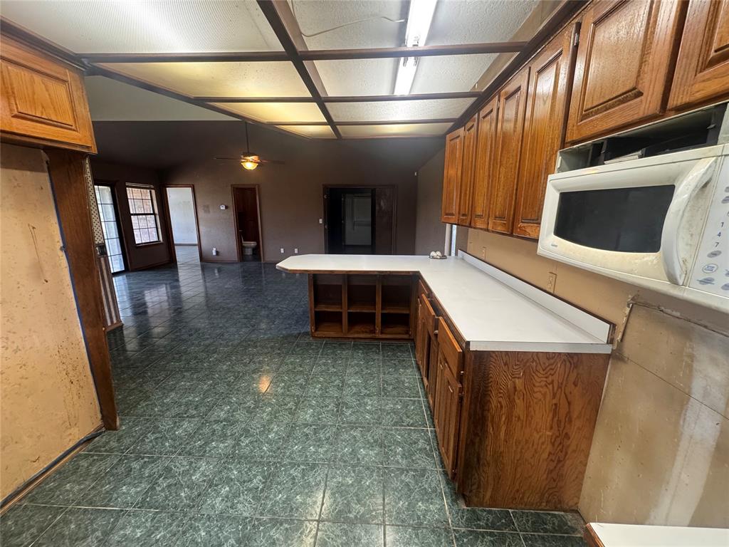 2249 Boren Boulevard Property Photo 9